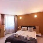 Διαμέρισμα 2br Near Gondola By Si