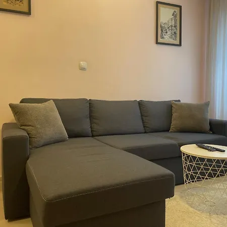 2br Near Gondola By Si * Банско