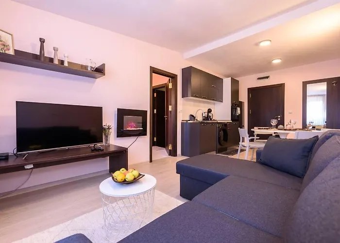 2br Near Gondola By Si * Bansko