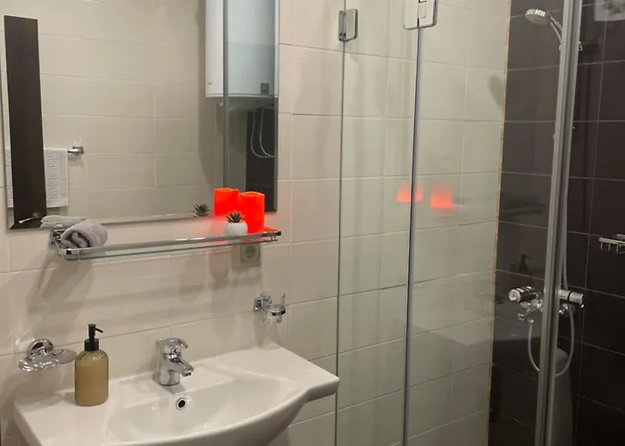 2br Near Gondola By Si *